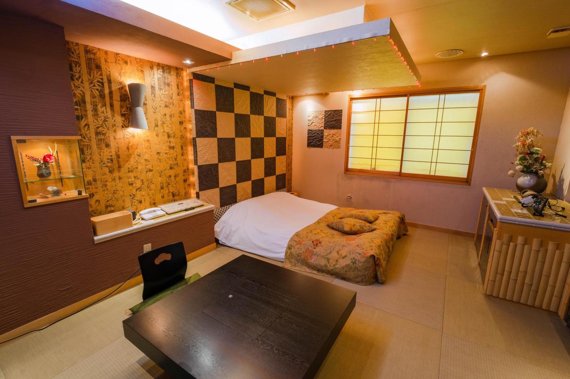 Eight Prince Hotel -Adult Only- โทโคโรซาว่า ภายนอก รูปภาพ
