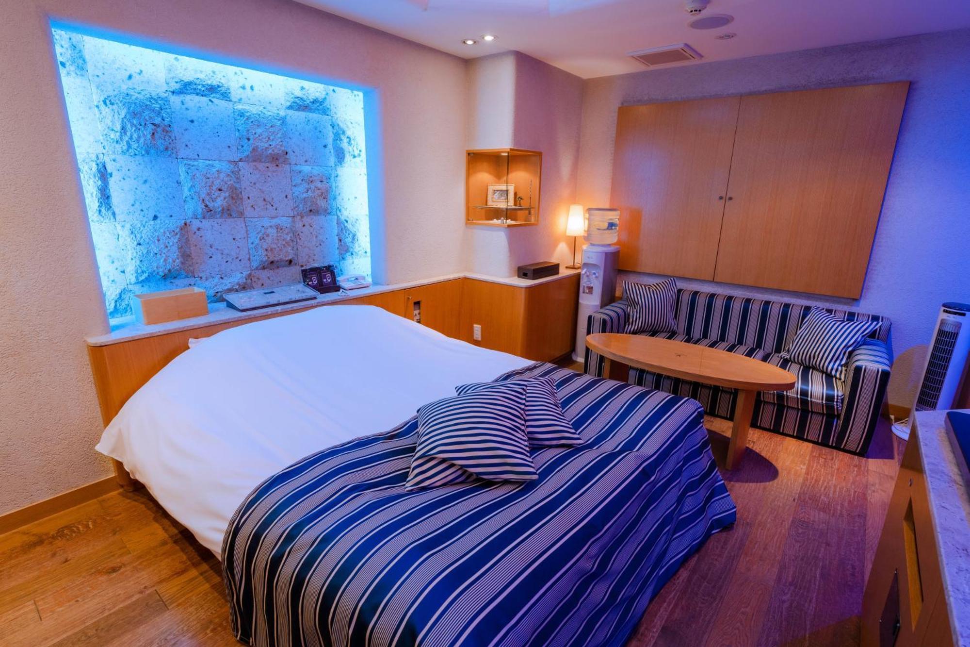 Eight Prince Hotel -Adult Only- โทโคโรซาว่า ภายนอก รูปภาพ