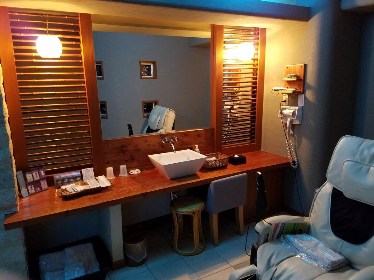 Eight Prince Hotel -Adult Only- โทโคโรซาว่า ภายนอก รูปภาพ